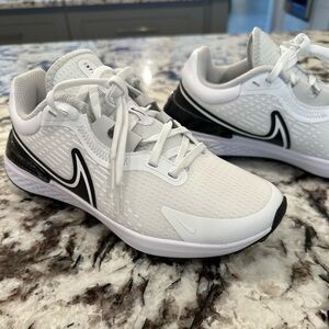 Nike Infinity Pro 2 Spikeless Golf Shoes